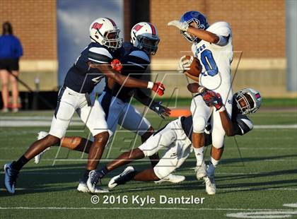 Thumbnail 2 in Nolan Catholic @ Richland photogallery.
