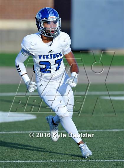 Thumbnail 3 in Nolan Catholic @ Richland photogallery.