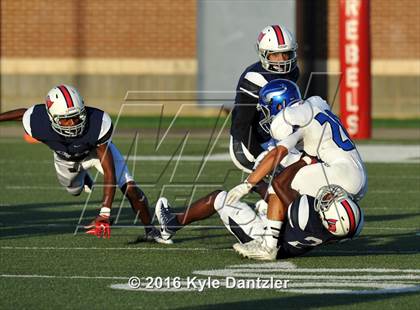 Thumbnail 1 in Nolan Catholic @ Richland photogallery.