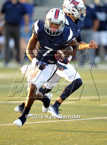Thumbnail 2 in Nolan Catholic @ Richland photogallery.