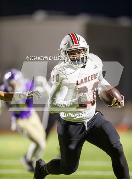 Thumbnail 1 in Lakewood @ Valencia (CIF SS DIVISION 5 ROUND 1 ) photogallery.
