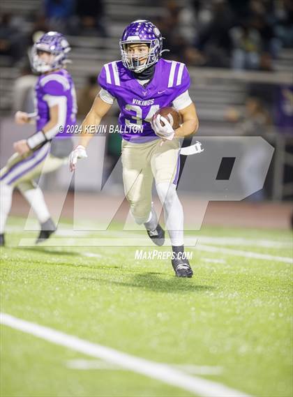 Thumbnail 1 in Lakewood @ Valencia (CIF SS DIVISION 5 ROUND 1 ) photogallery.