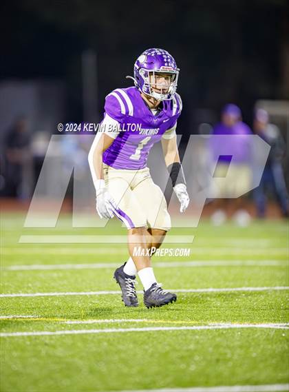 Thumbnail 2 in Lakewood @ Valencia (CIF SS DIVISION 5 ROUND 1 ) photogallery.