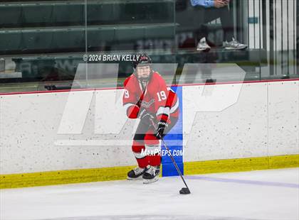 Thumbnail 1 in Hingham vs Bishop Feehan (Lee & Mike Tenny Cup) photogallery.