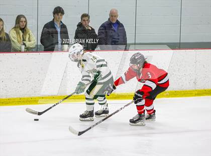 Thumbnail 2 in Hingham vs Bishop Feehan (Lee & Mike Tenny Cup) photogallery.