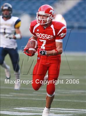 Thumbnail 2 in Prosser vs. Southridge (Kickoff Classic) photogallery.