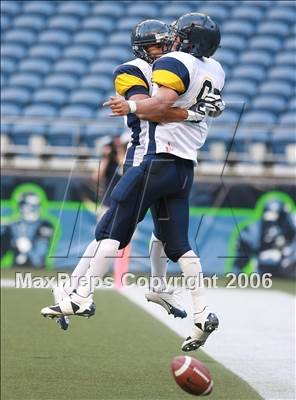 Thumbnail 1 in Prosser vs. Southridge (Kickoff Classic) photogallery.