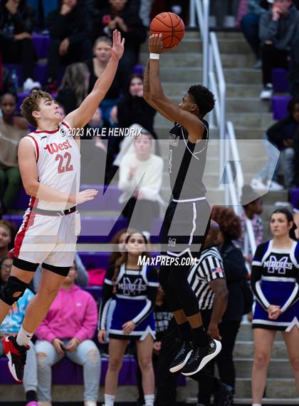 Thumbnail 3 in Lakota West @ Middletown photogallery.