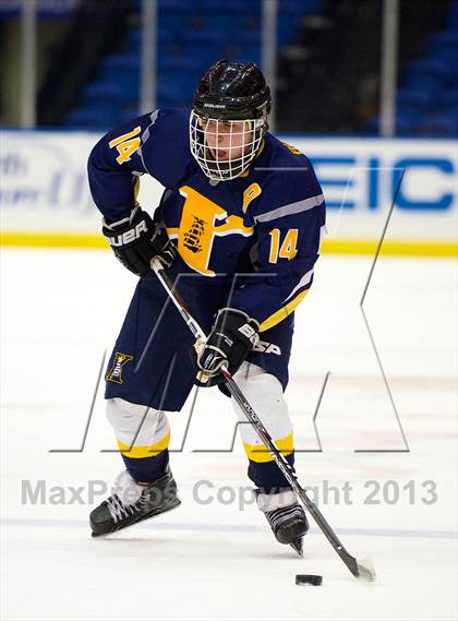 Thumbnail 2 in Xavier vs. Xaverian photogallery.