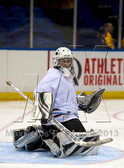 Thumbnail 2 in Xavier vs. Xaverian photogallery.