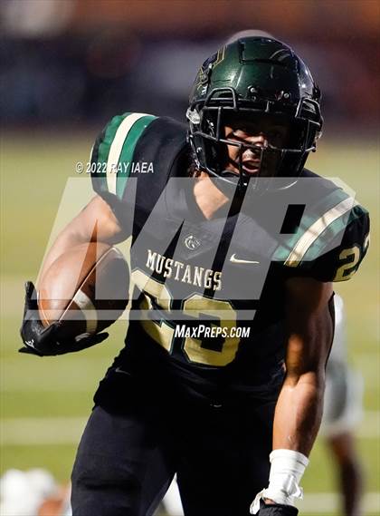 Thumbnail 1 in De La Salle @ Monterey Trail photogallery.