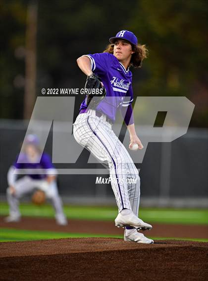 Thumbnail 3 in Hallsville @ Longview photogallery.