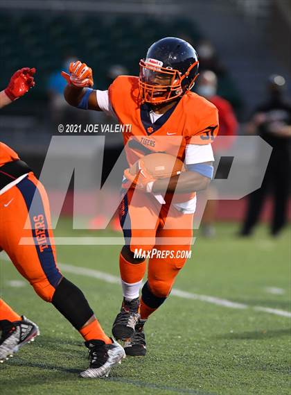 Thumbnail 3 in Clarence @ Bennett/Olmsted/Middle Early College/East  photogallery.