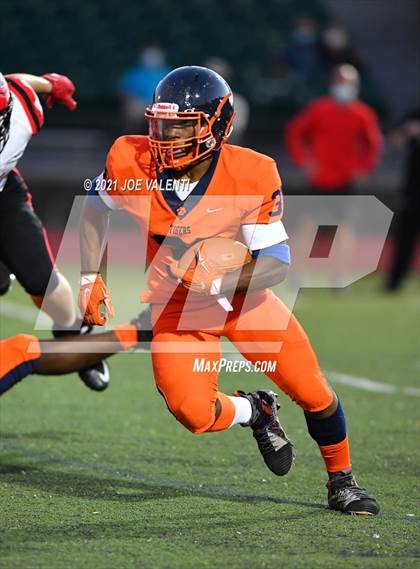Thumbnail 2 in Clarence @ Bennett/Olmsted/Middle Early College/East  photogallery.