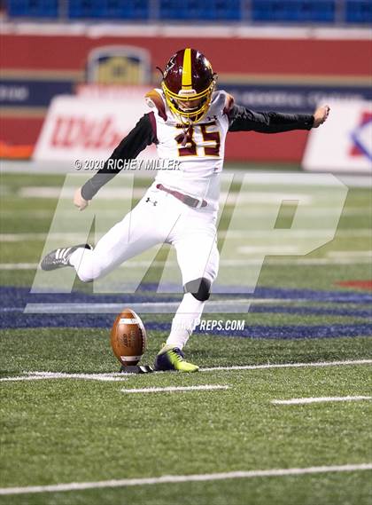 Thumbnail 2 in Greenwood vs. Lake Hamilton (AAA 6A Final) photogallery.