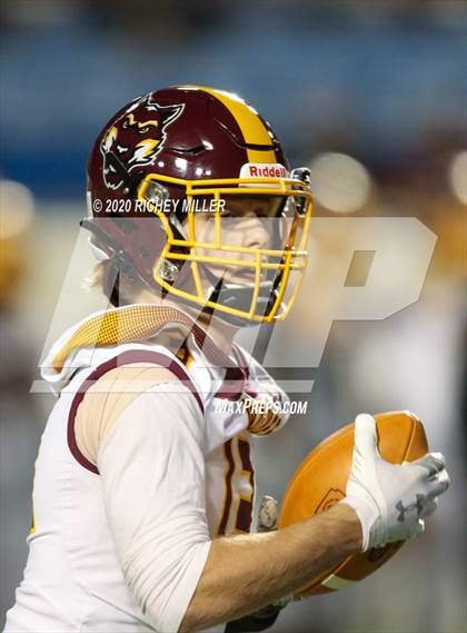 Thumbnail 2 in Greenwood vs. Lake Hamilton (AAA 6A Final) photogallery.
