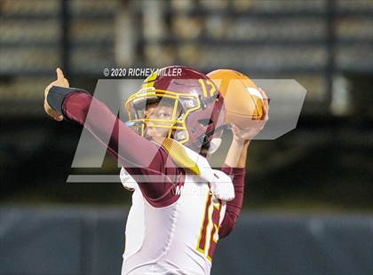 Thumbnail 1 in Greenwood vs. Lake Hamilton (AAA 6A Final) photogallery.