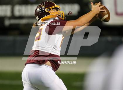 Thumbnail 3 in Greenwood vs. Lake Hamilton (AAA 6A Final) photogallery.