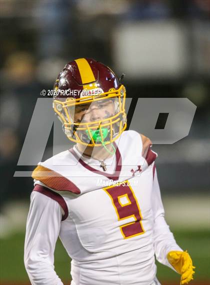 Thumbnail 1 in Greenwood vs. Lake Hamilton (AAA 6A Final) photogallery.