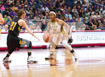 Thumbnail 2 in Buffalo vs. Canadian (UIL 3A Final) photogallery.