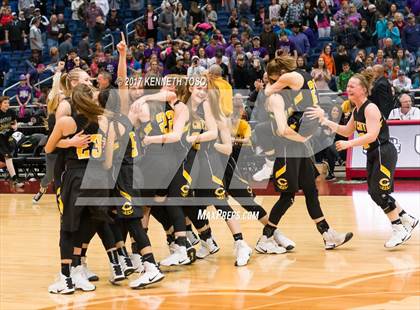 Thumbnail 2 in Buffalo vs. Canadian (UIL 3A Final) photogallery.
