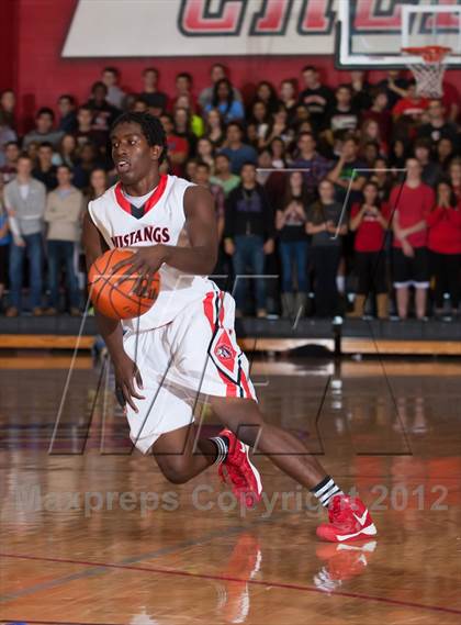 Thumbnail 3 in Hebron vs Creekview (Carrollton-Farmers Branch Basketball Classic) photogallery.