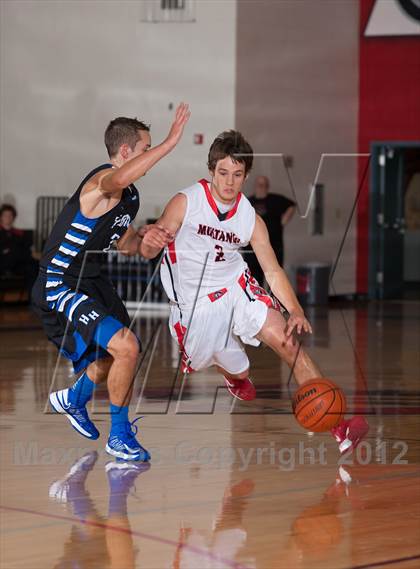 Thumbnail 2 in Hebron vs Creekview (Carrollton-Farmers Branch Basketball Classic) photogallery.