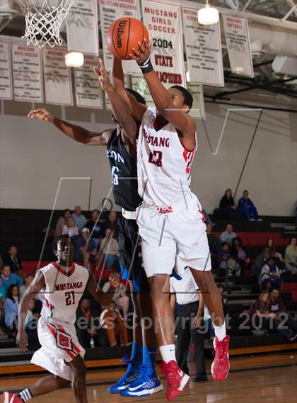 Thumbnail 1 in Hebron vs Creekview (Carrollton-Farmers Branch Basketball Classic) photogallery.