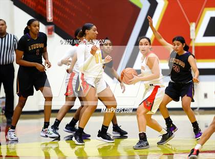 Thumbnail 1 in Lynwood vs. Etiwanda photogallery.