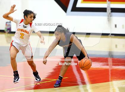 Thumbnail 3 in Lynwood vs. Etiwanda photogallery.