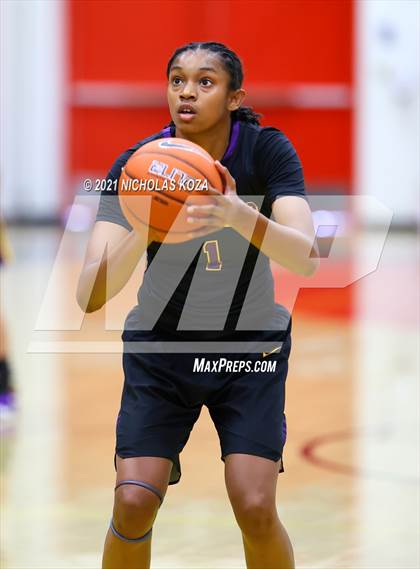 Thumbnail 1 in Lynwood vs. Etiwanda photogallery.