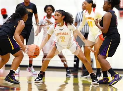 Thumbnail 1 in Lynwood vs. Etiwanda photogallery.