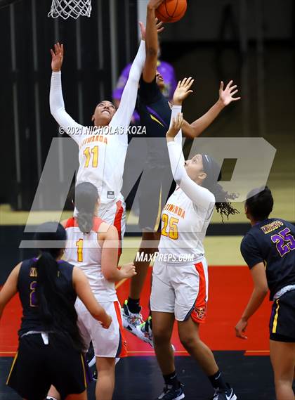 Thumbnail 2 in Lynwood vs. Etiwanda photogallery.