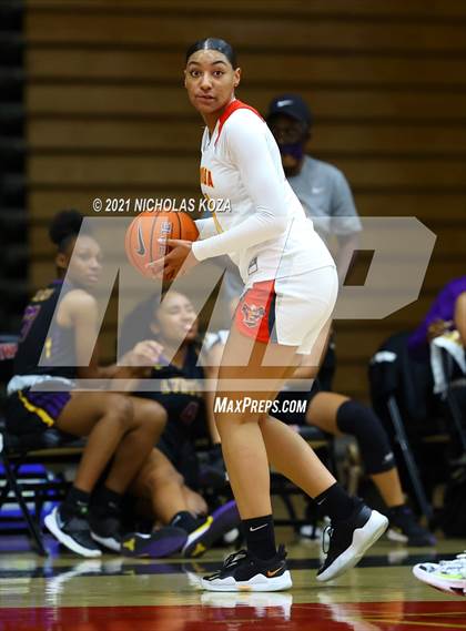 Thumbnail 2 in Lynwood vs. Etiwanda photogallery.