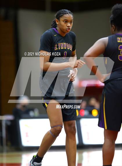 Thumbnail 3 in Lynwood vs. Etiwanda photogallery.