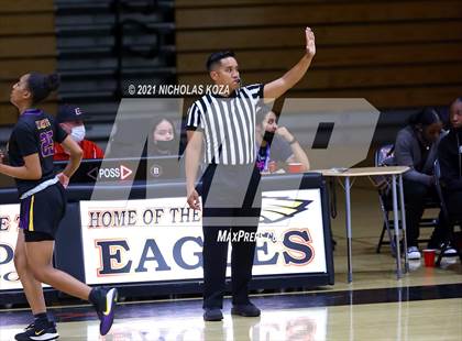 Thumbnail 3 in Lynwood vs. Etiwanda photogallery.