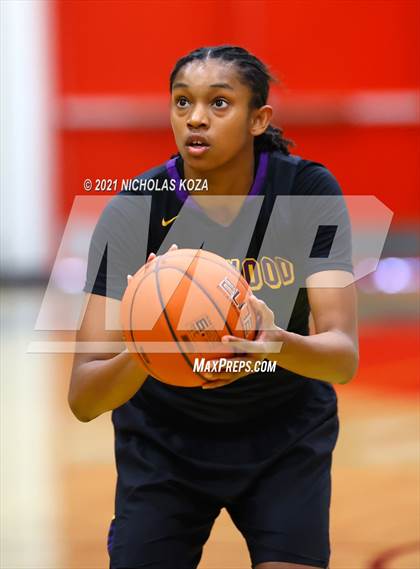 Thumbnail 2 in Lynwood vs. Etiwanda photogallery.