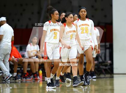 Thumbnail 1 in Lynwood vs. Etiwanda photogallery.