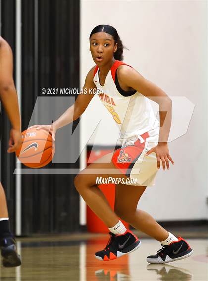 Thumbnail 3 in Lynwood vs. Etiwanda photogallery.