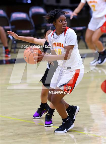 Thumbnail 3 in Lynwood vs. Etiwanda photogallery.