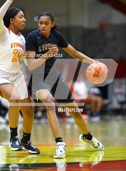 Thumbnail 3 in Lynwood vs. Etiwanda photogallery.