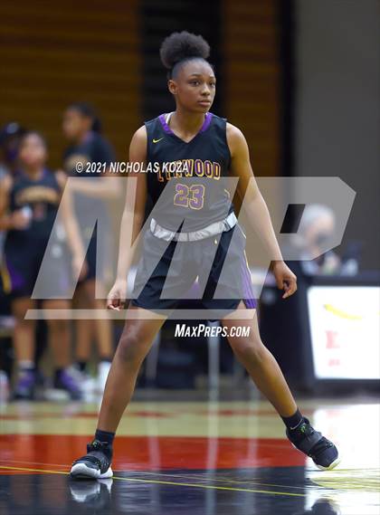 Thumbnail 1 in Lynwood vs. Etiwanda photogallery.