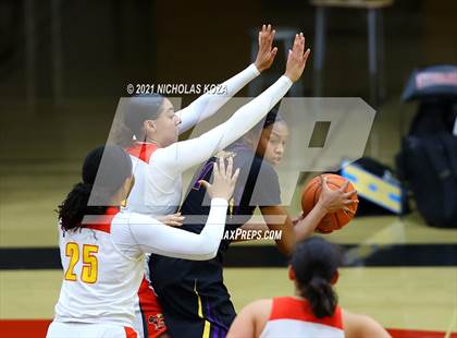 Thumbnail 1 in Lynwood vs. Etiwanda photogallery.