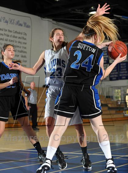 Thumbnail 2 in Dana Hills vs. Cathedral City (MaxPreps Holiday Classic) photogallery.