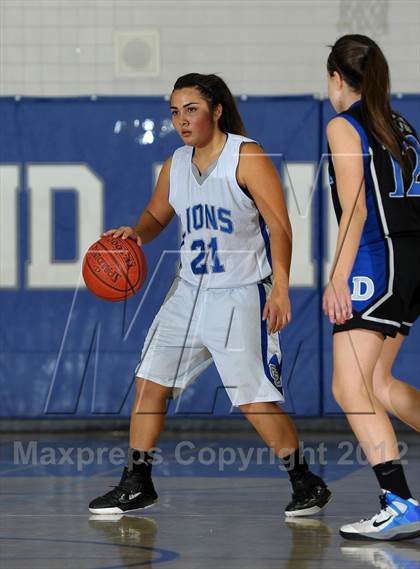 Thumbnail 3 in Dana Hills vs. Cathedral City (MaxPreps Holiday Classic) photogallery.