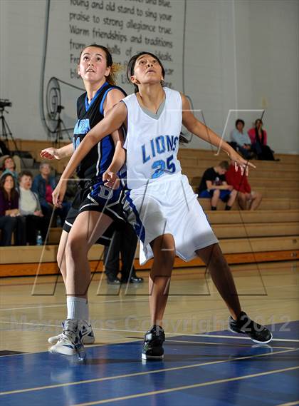 Thumbnail 2 in Dana Hills vs. Cathedral City (MaxPreps Holiday Classic) photogallery.