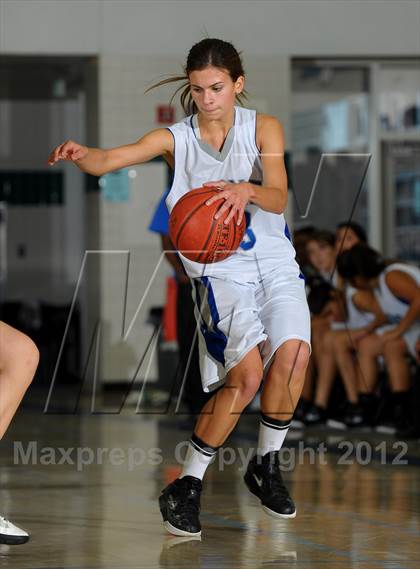 Thumbnail 2 in Dana Hills vs. Cathedral City (MaxPreps Holiday Classic) photogallery.