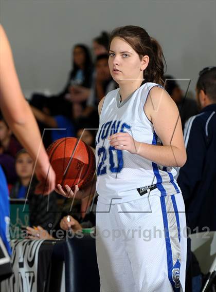 Thumbnail 2 in Dana Hills vs. Cathedral City (MaxPreps Holiday Classic) photogallery.
