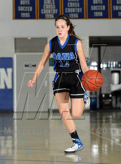 Thumbnail 2 in Dana Hills vs. Cathedral City (MaxPreps Holiday Classic) photogallery.