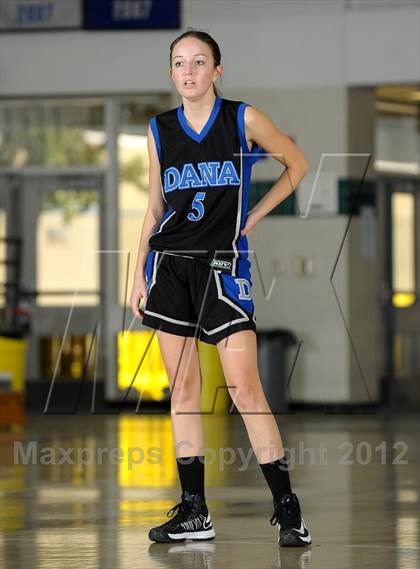 Thumbnail 2 in Dana Hills vs. Cathedral City (MaxPreps Holiday Classic) photogallery.